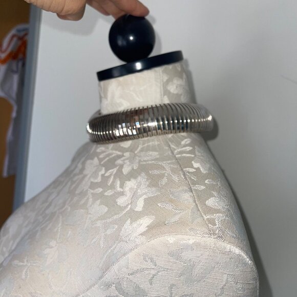 Vintage 1980s Womens Choker Necklace Gorgeous Wide Silver Plated Omega Style - Picture 2 of 8